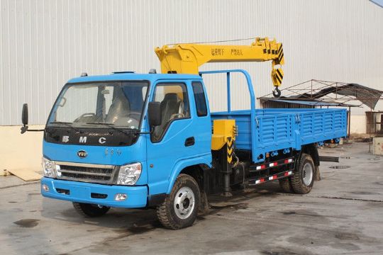 點擊查看詳細信息<br>標題：東風隨車吊 閱讀次數：2905