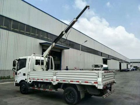 點擊查看詳細信息<br>標題：車載小吊機 閱讀次數：1872