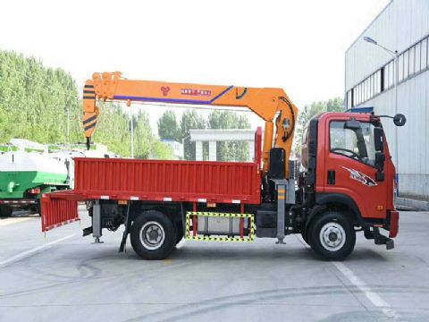 點(diǎn)擊查看詳細(xì)信息<br>標(biāo)題：4噸重汽王牌隨車吊 閱讀次數(shù)：1894